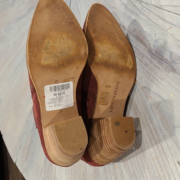 Lucky Brand maroon suede ankle boots - Picture 6 of 10
